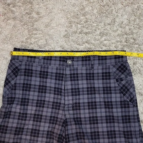Lululemon shorts - Picture 5 of 5